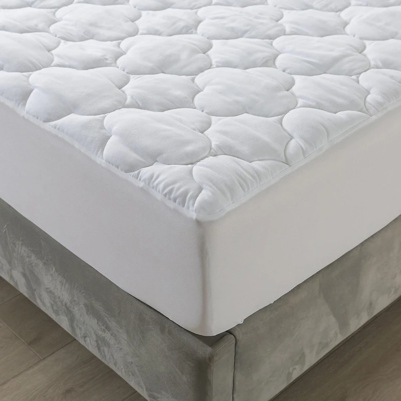 Royal Velvet Waterproof Stain Resistant And Antimicrobial Mattress Pad