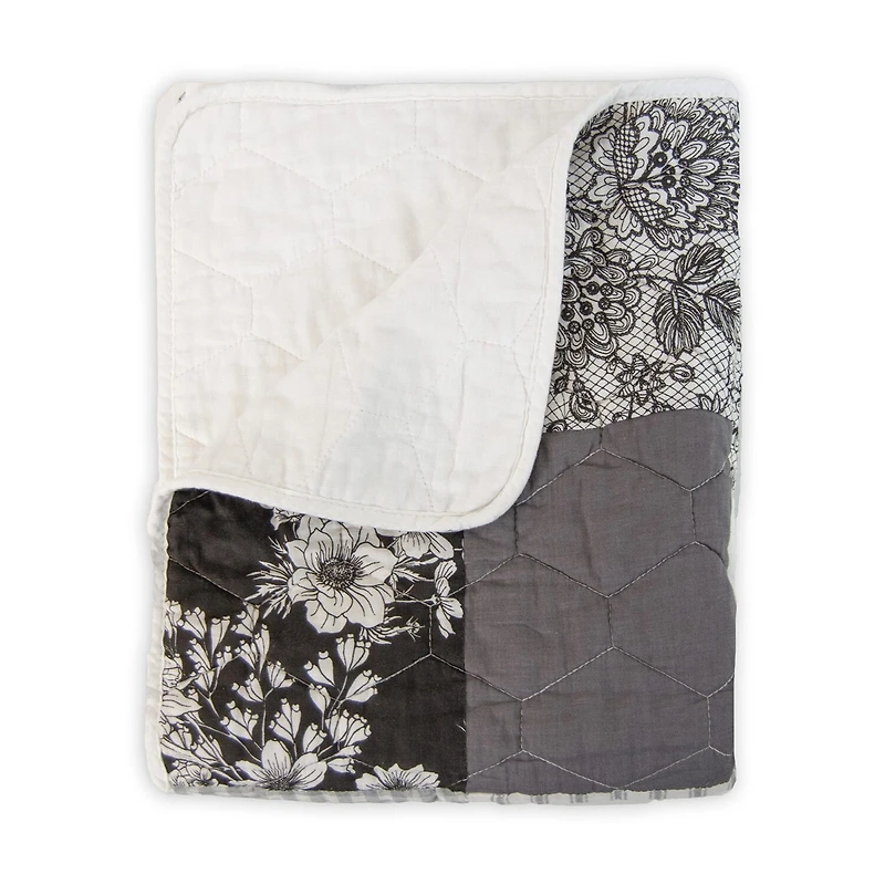 Donna Sharp Indiana Farmhouse Washable Hypoallergenic Midweight Throw