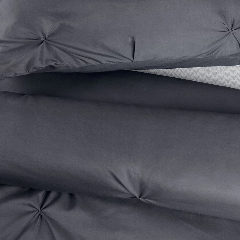 Serta® Solid Midweight Comforter Set