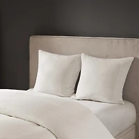 N Natori Hanae Cotton Blend Yarn Dyed Euro Sham