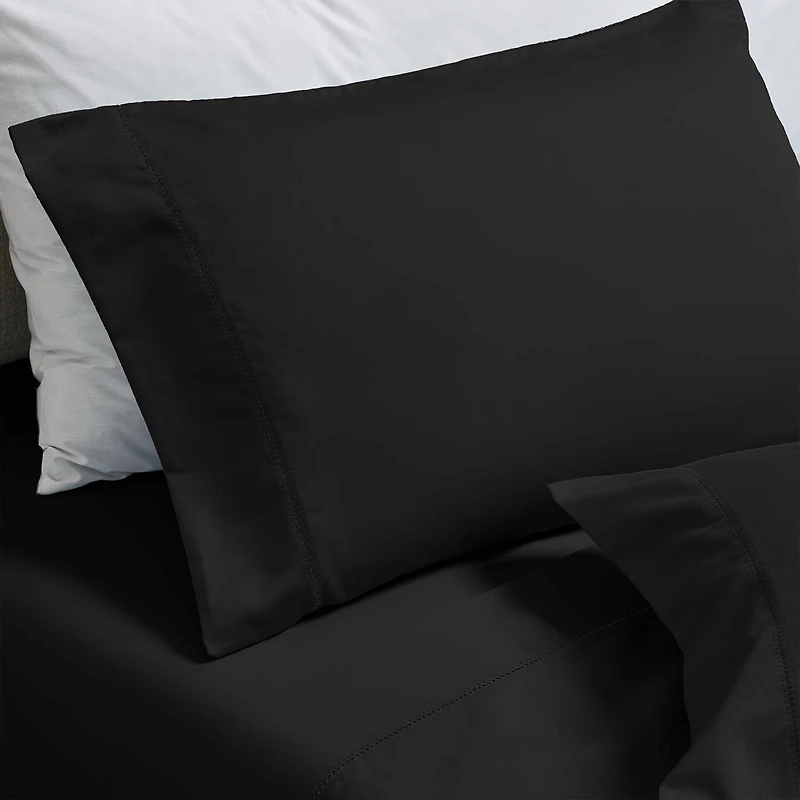 SUPERIOR® Pandora Lustrous Sateen Weave 600tc Pillowcase Set