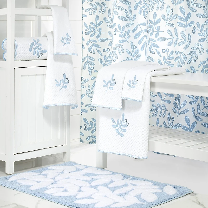 IZOD Kingsley Bath Rug