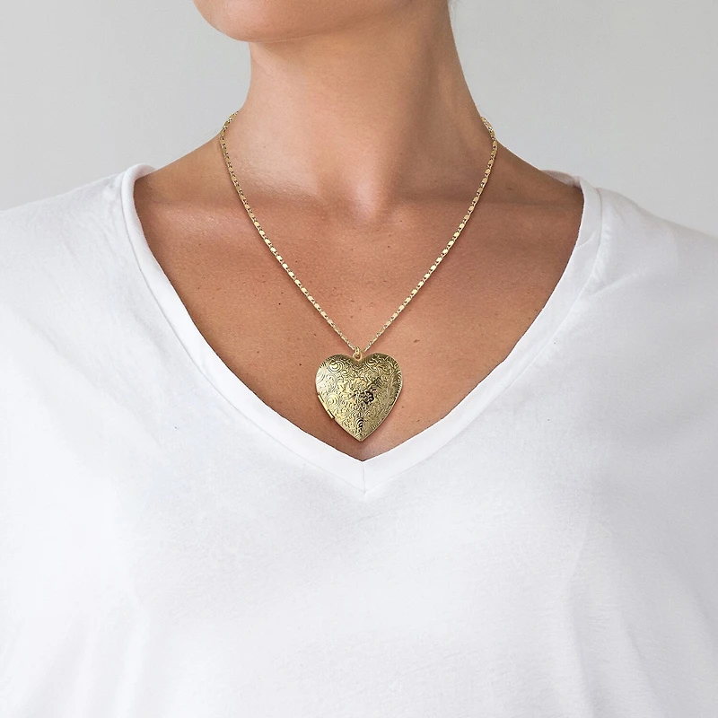 JS Jessica Simpson Womens 18 Inch Locket Necklace