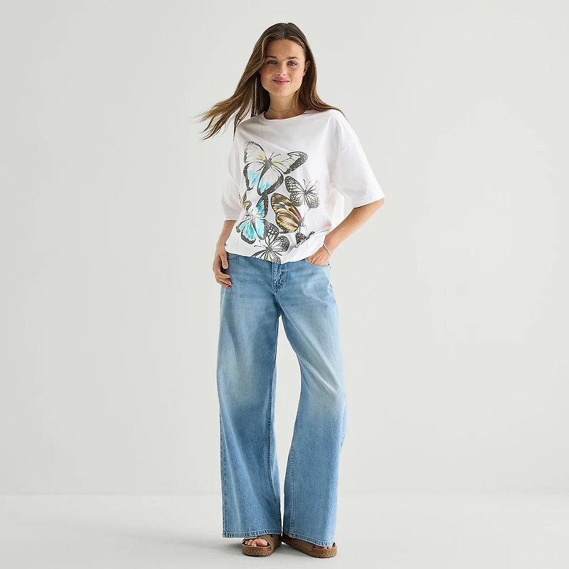 New World Butterfly Tee Womens Juniors Crew Neck Short Sleeve Oversized Graphic T-Shirt