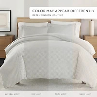 Casual Comfort Premium Ultra Soft Quatrefoil Pattern Duvet Cover Set