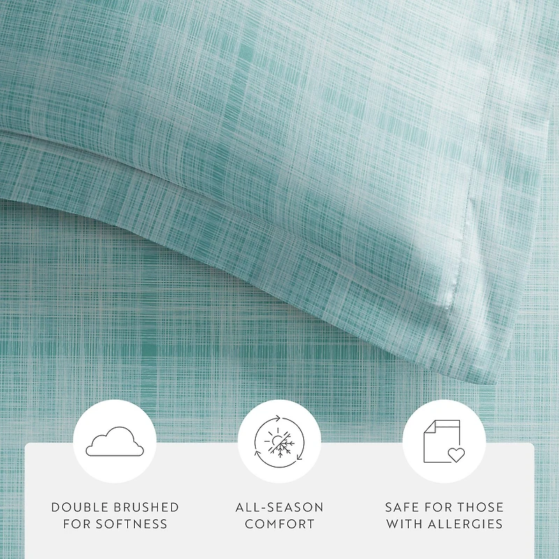 Casual Comfort™ Premium Ultra Soft Thatch Pattern Duvet Cover Set