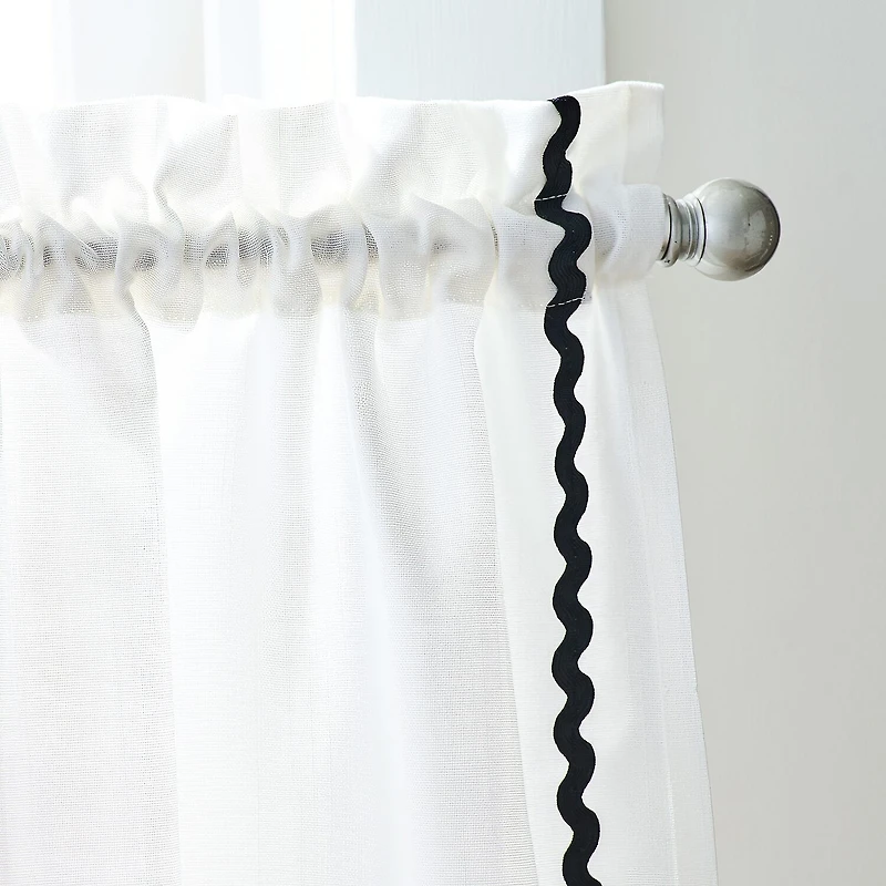 CURTIANWORKS Rita Rod Pocket Tailored Valance