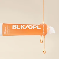 BLK/OPL Lip Oil