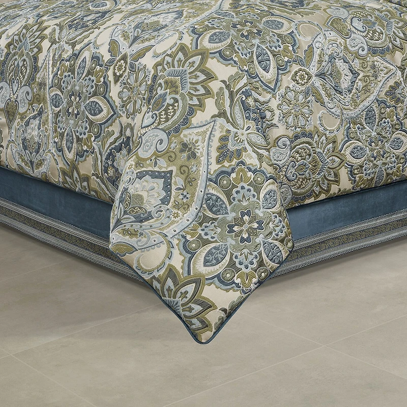Queen Street Anzalone 4-pc. Midweight Comforter Set