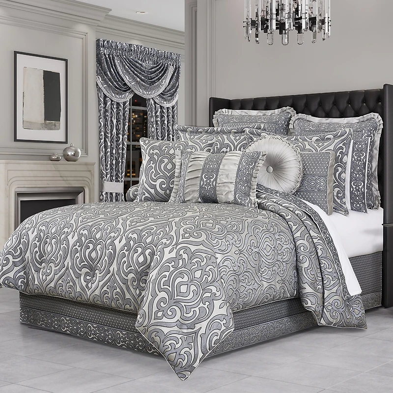 Queen Street Bylthe Pewter 4-pc. Midweight Comforter Set