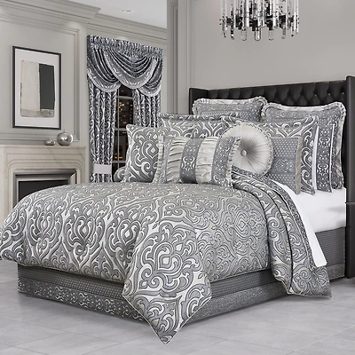 Queen Street Bylthe Pewter 4-pc. Midweight Comforter Set
