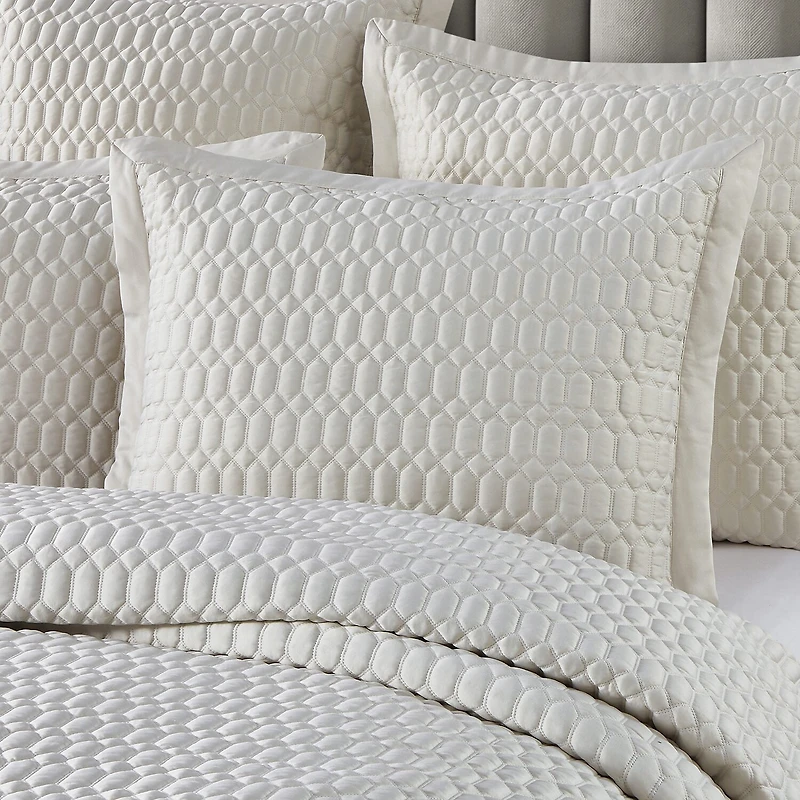 Queen Street Blanchard 3-pc. Solid Quilt Set