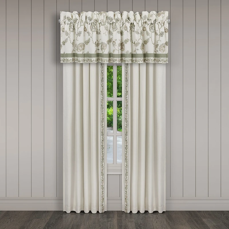 Queen Street Flaire Rod Pocket Blackout Set of 2 Curtain Panel