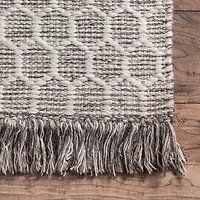 nuLoom Edris Tassel Hand Tufted Handmade Area Rug