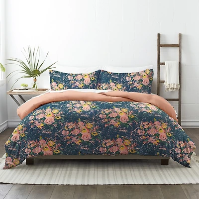Casual Comfort Banquet Floral Lightweight REVERSIBLE Comforter Set