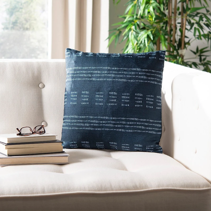 Safavieh Madelyn Square Throw Pillow