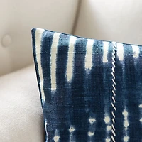 Safavieh Laurena Rectangular Throw Pillow