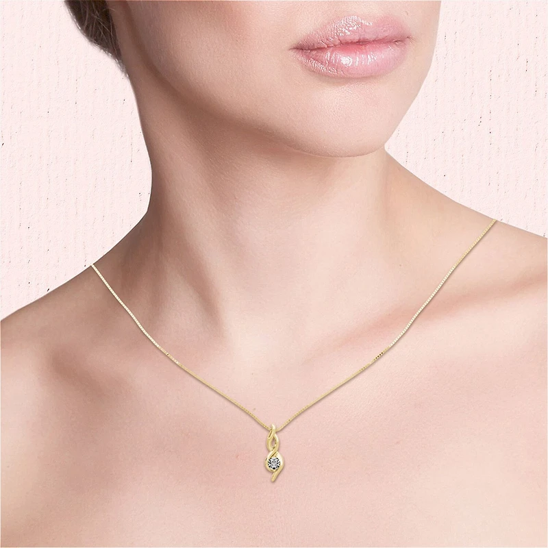 Womens 1/8 CT. Natural White Diamond 14K Gold 18 Inch Pendant Necklace