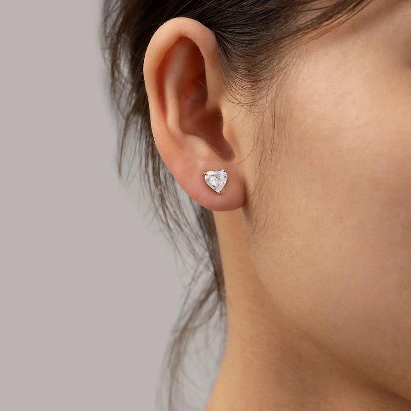 DiamonArt® Sterling Silver Heart Cubic Zirconia Stud Earrings