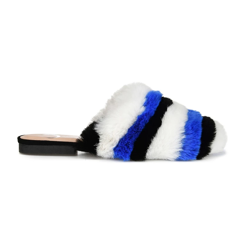Journee Collection Evelin Womens Round Closed Toe Slip-On Shoe