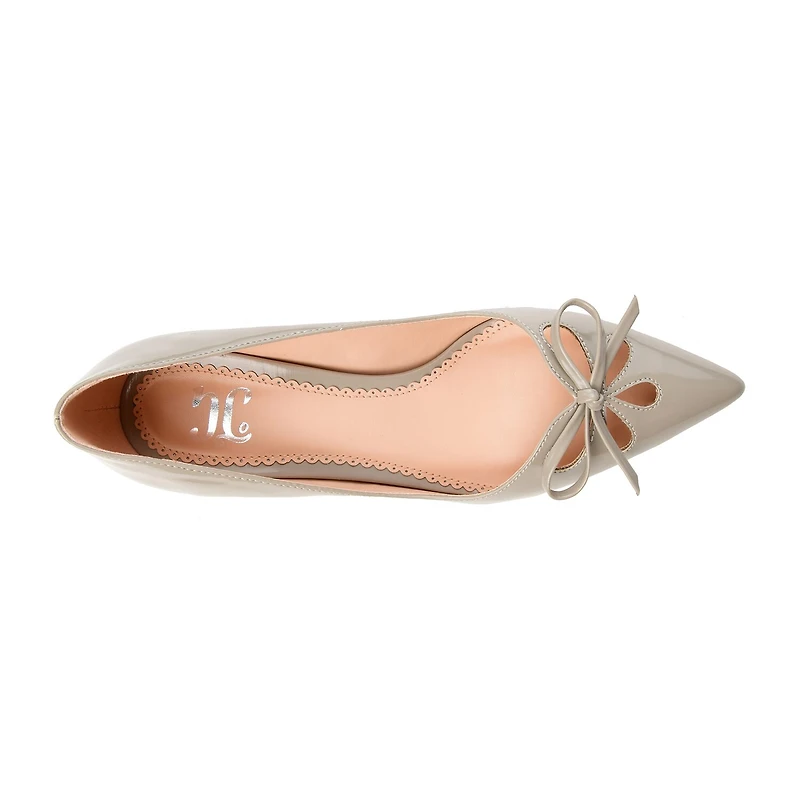 Journee Collection Lutana-Wd Womens Pointed Closed Toe Kitten Heel Pumps