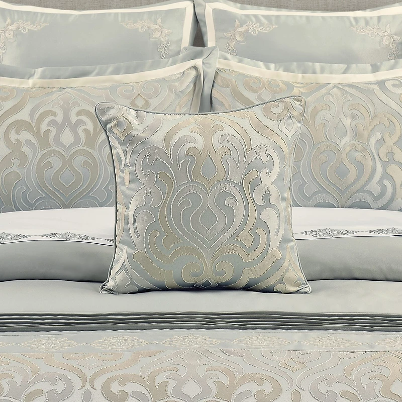 Royal Court Calmfield Square Throw Pillow