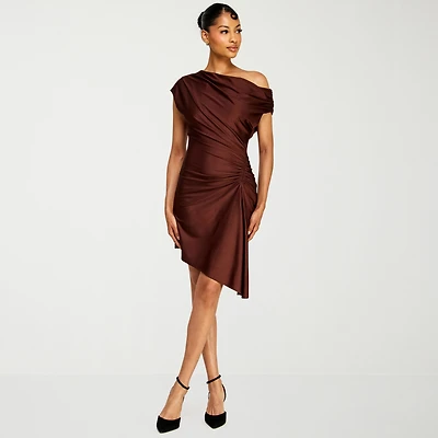 Premier Amour Womens High-Low Asymmetrical Neck Sleeveless Off the Shoulder Fit + Flare Dress