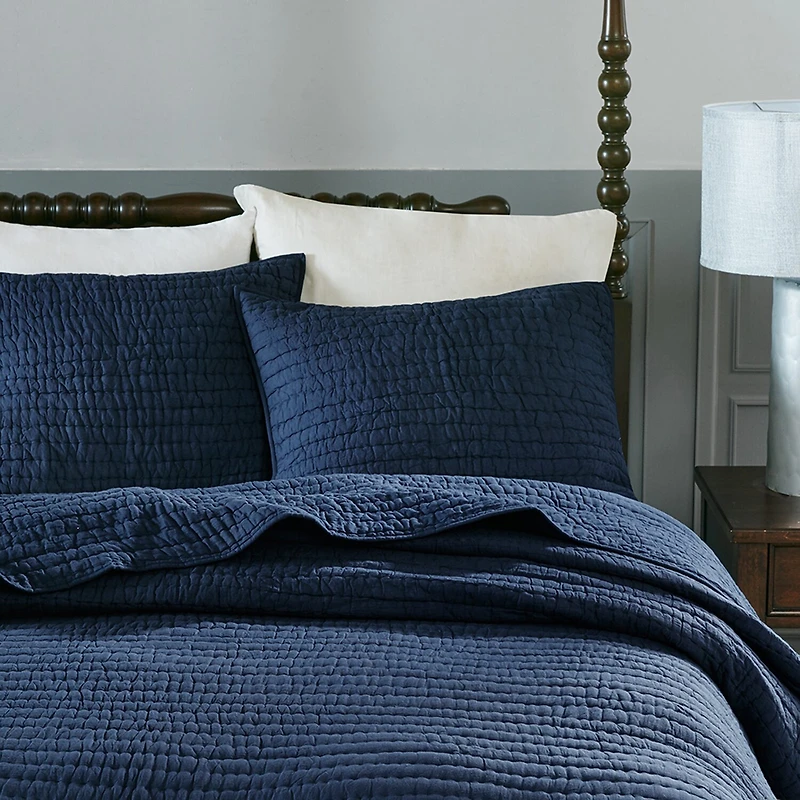 Madison Park Signature Serene 3-pc. Solid Quilt Set