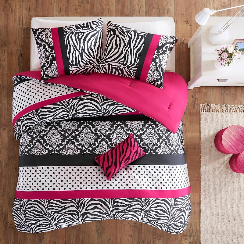 Intelligent Design Gemma Zebra Comforter Set with decorative pillow