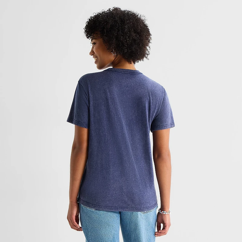 Bluey Boyfriend Tee Womens Juniors Crew Neck Short Sleeve Loose Fit Graphic T-Shirt