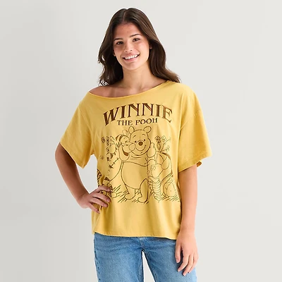 Winnie Off The Shoulder Tee Womens Juniors Round Neck Short Sleeve Loose Fit Pooh Graphic T-Shirt