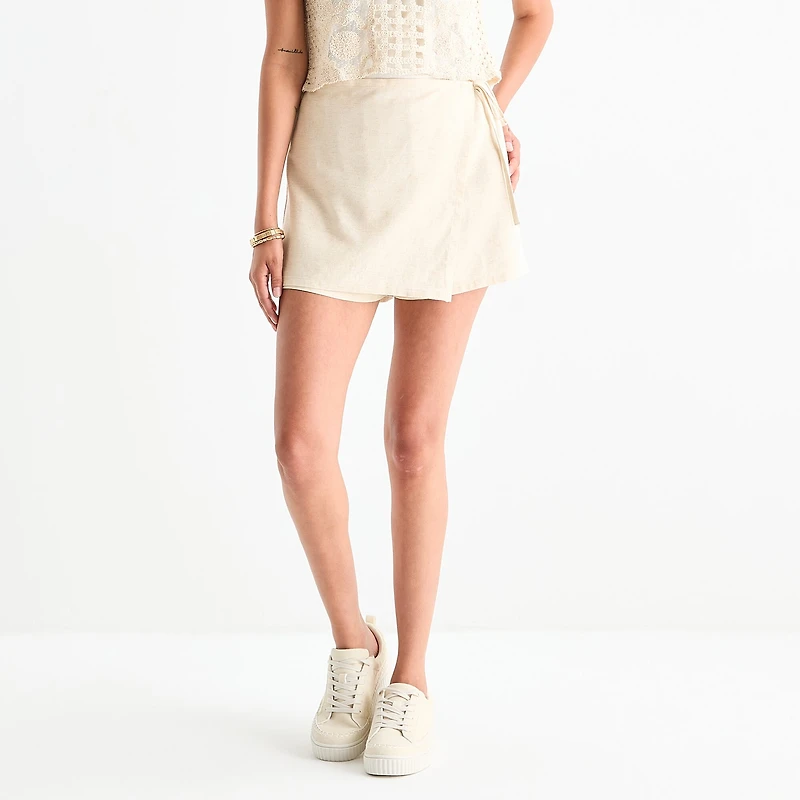 by&by Womens Juniors Mid Rise Wrap Skirt