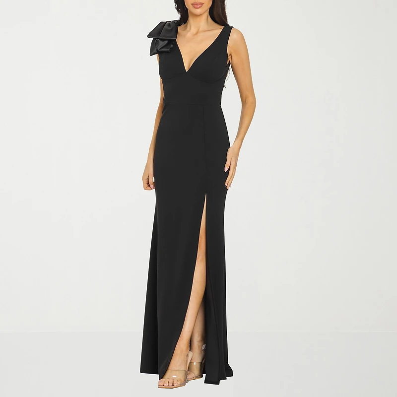 Premier Amour Womens V Neck Sleeveless Evening Gown
