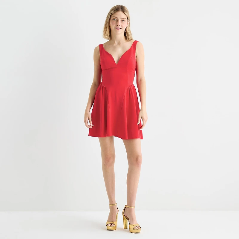 Emerald Sundae Womens Juniors V Neck Sleeveless Fit + Flare Dress
