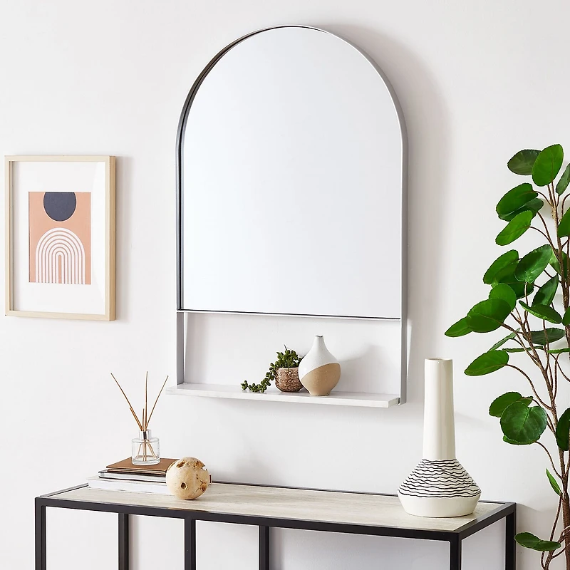 Safavieh 24" X 36" Yuriko Wall Mount Mirror