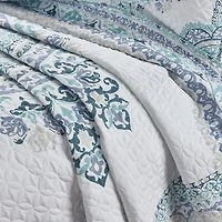 Queen Street Afton Medallion Reversible Quilt Set