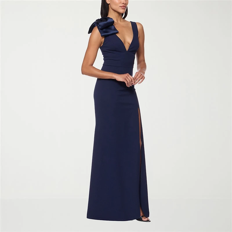 Premier Amour Womens V Neck Sleeveless Evening Gown