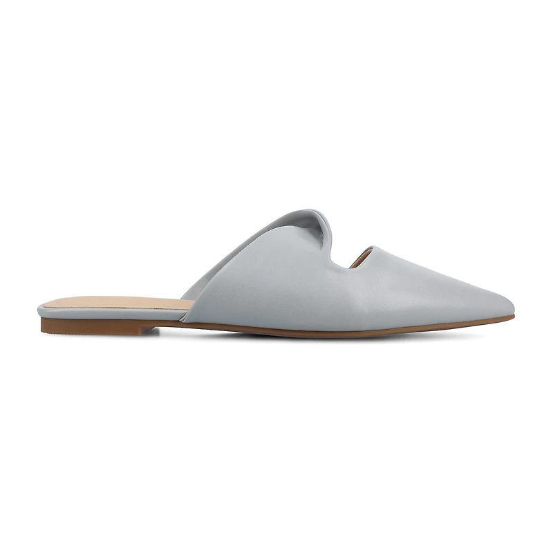 Journee Collection Enniss Womens Pointed Closed Toe Mules