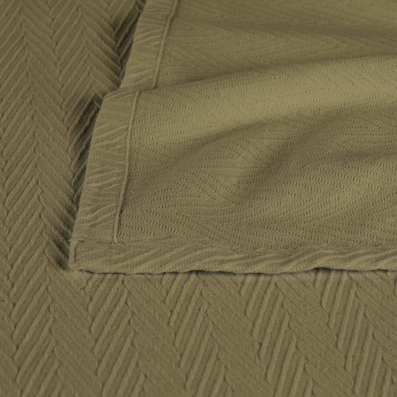 SUPERIOR® Metro Woven Zig-Zag Chevron Cotton Multi-Use Throw