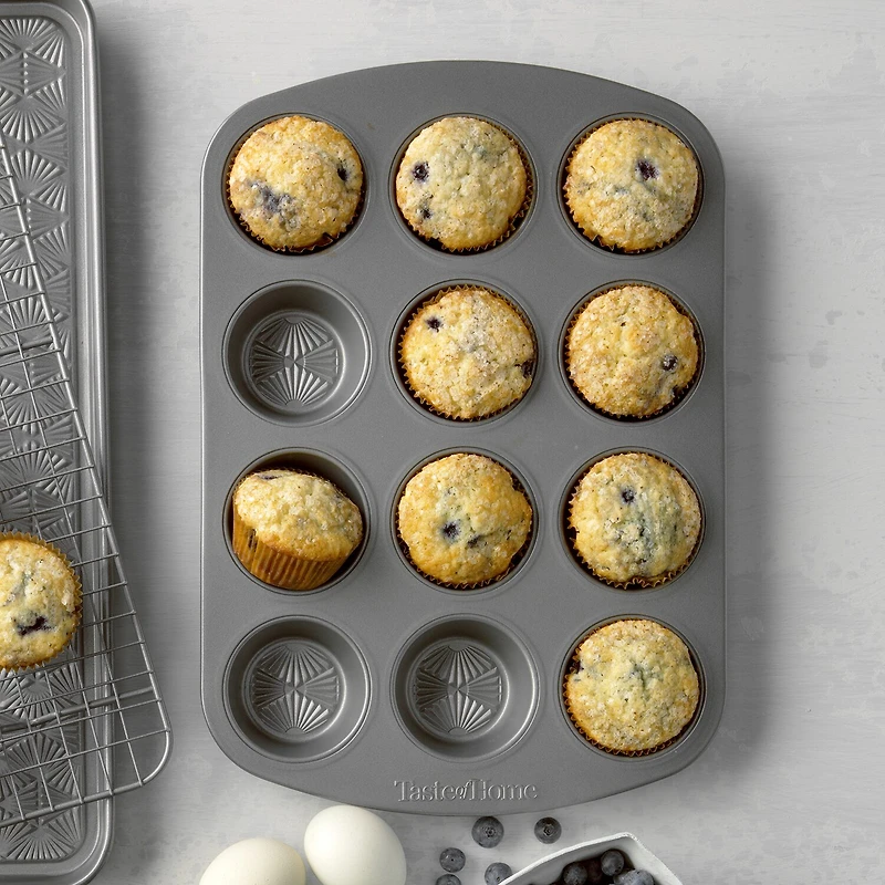 Taste of Home 12-cup Non-Stick Metal Muffin Pan