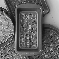 Taste of Home 9 x 5" Non-Stick Metal Loaf Pan
