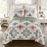Donna Sharp April Patch 3-pc. Hypoallergenic Quilt Set