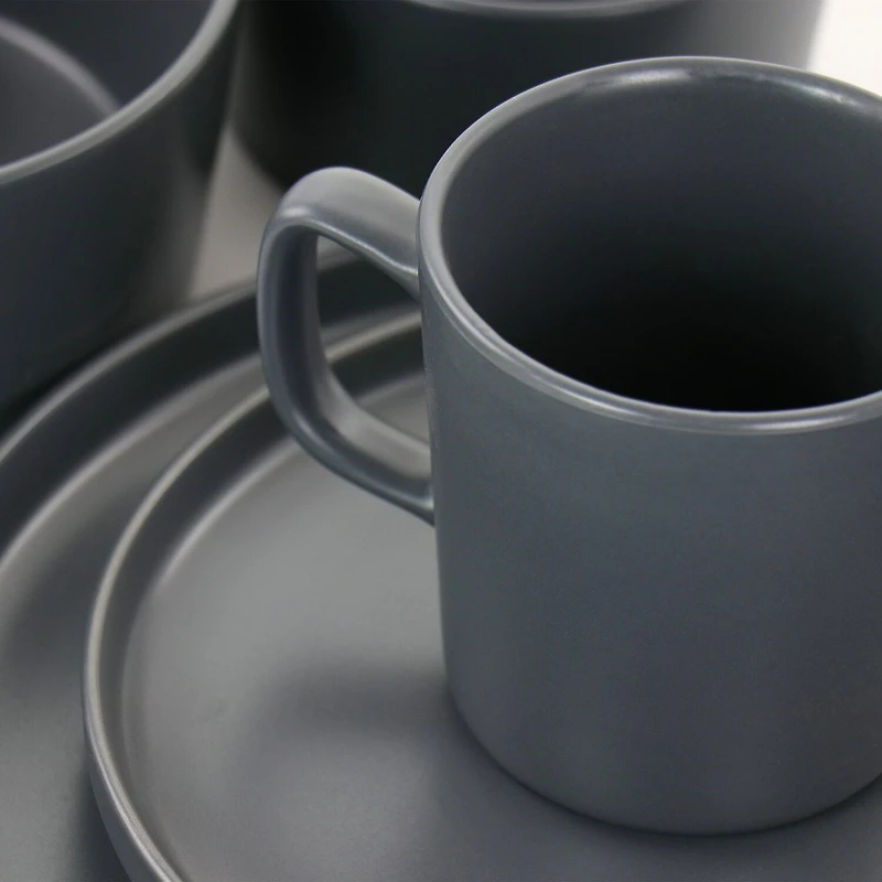 Elama Luxmatte 20-pc. Stoneware Dinnerware Set