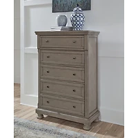 Signature Design by Ashley Lettner 5-Drawer Chest of Drawers in Light Gray