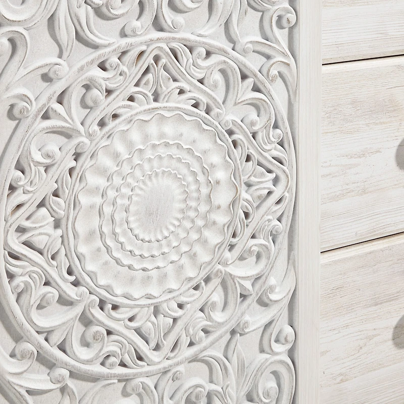 Signature Design by Ashley Paxberry 5 Drawer Dressing Chest