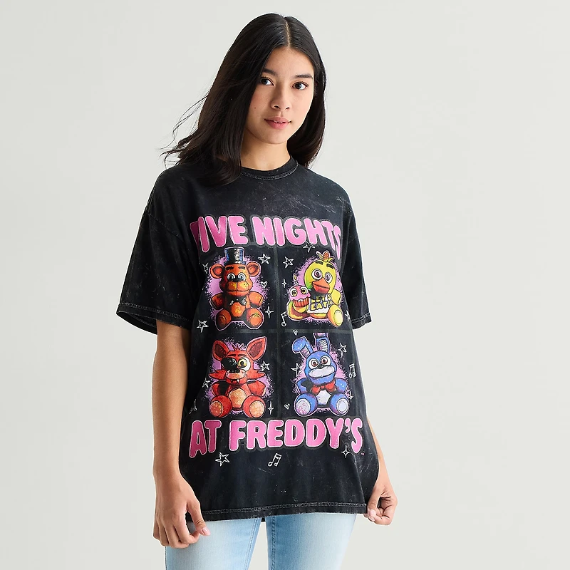 Womens Juniors Crew Neck Short Sleeve Oversized Five Nights at Freddys Graphic T-Shirt