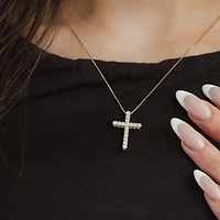 G/Si2) Womens 1/ CT. T.W. Lab Grown White Diamond 10K Gold Cross 18 Inch Pendant Necklace