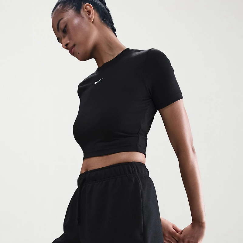 Nike Womens Mid Rise Drawstring Waist Active Pull-On Short