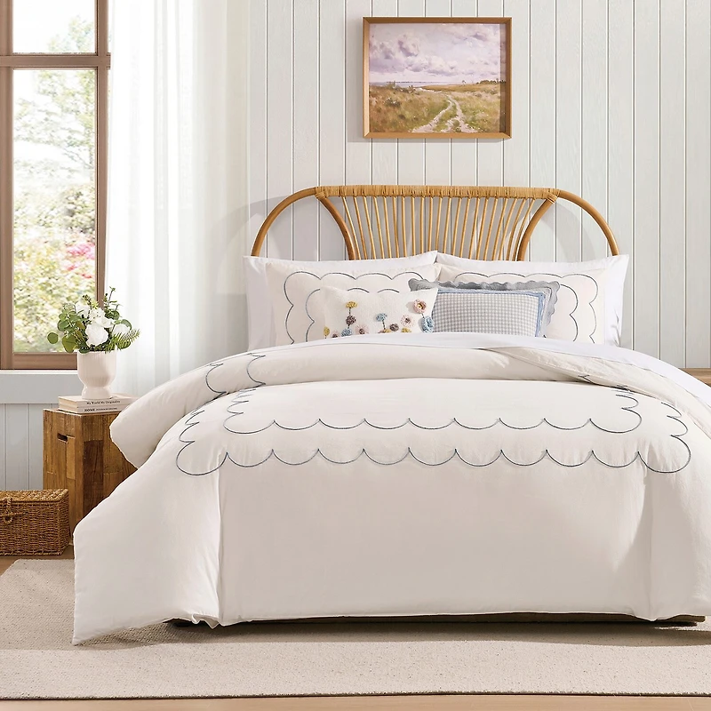 Peri Home Daydream Scallop 3-pc. Embroidered Duvet Cover Set
