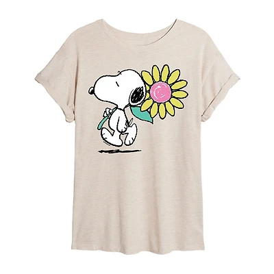 Womens Juniors Scoop Neck Short Sleeve Oversized Peanuts Snoopy Graphic T-Shirt
